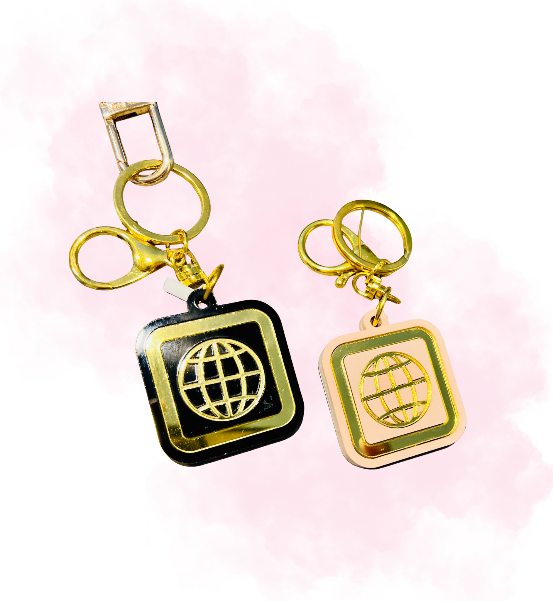 Smart NFC keychain with logo customization for professionals